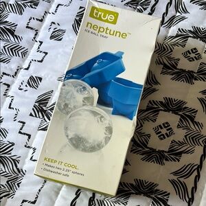 Neptune IceBall Tray